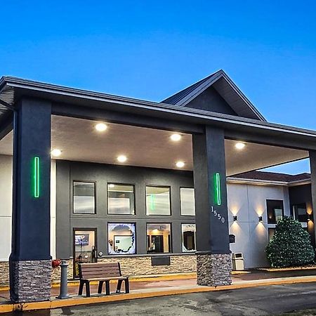 Travelodge By Wyndham Rapid City - Black Hills Exteriör bild