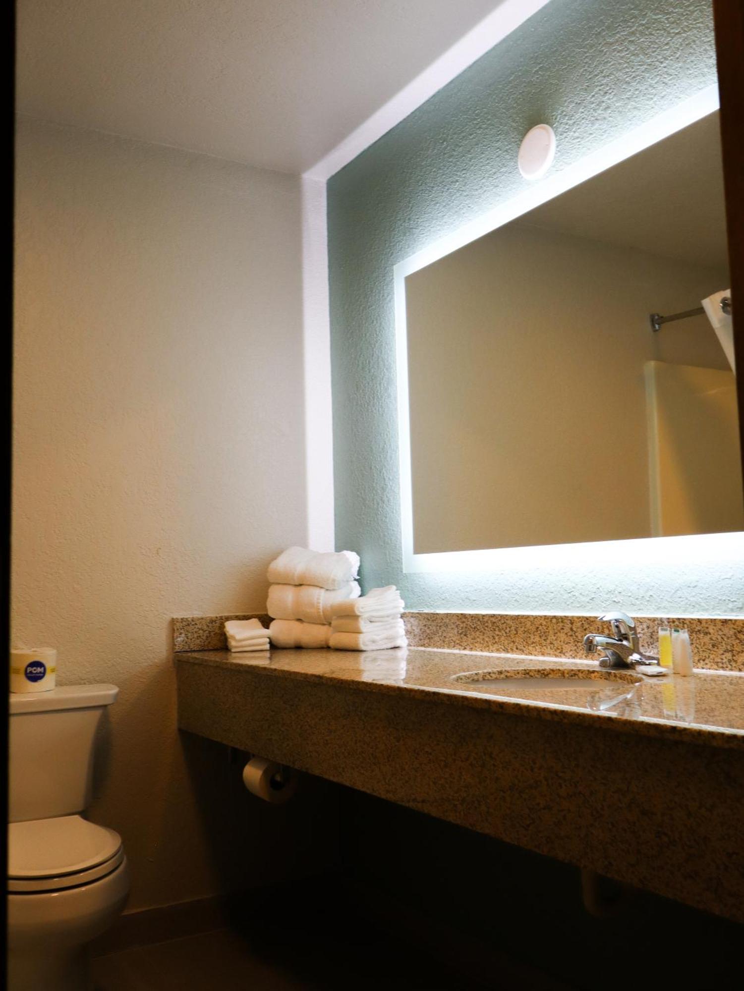 Travelodge By Wyndham Rapid City - Black Hills Exteriör bild